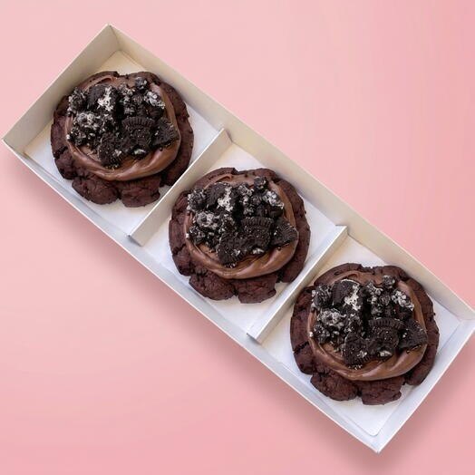 Chocolate Crumbl cookies