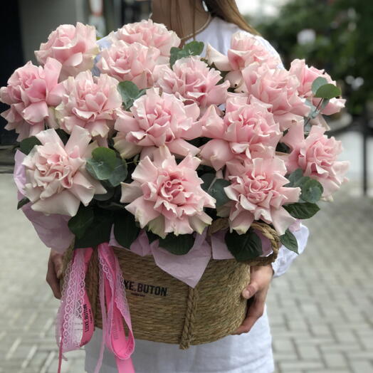 🌸🌸🌸 Корзина из Французских роз сорта «Pink Mondial»