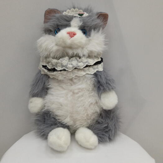 Игрушка котик