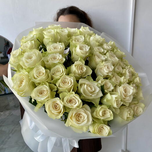 Букет из белых роз