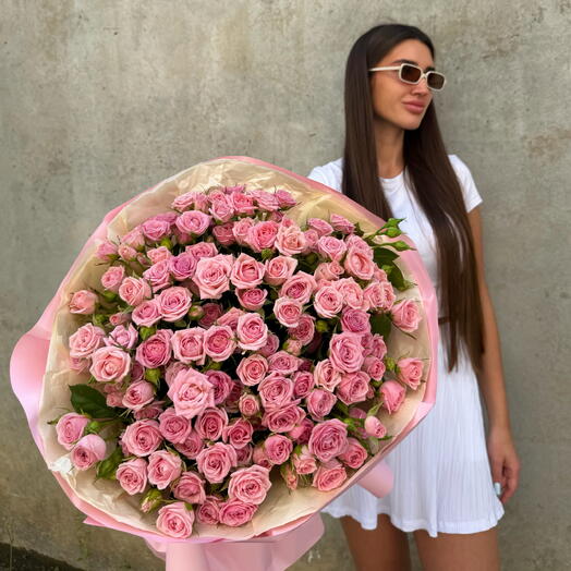 Кустовые розовые розы💕💕💕