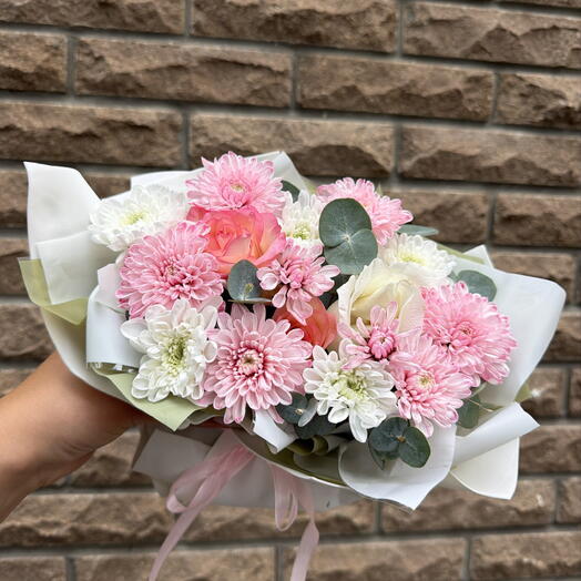Композиция микс хризантемы и розы