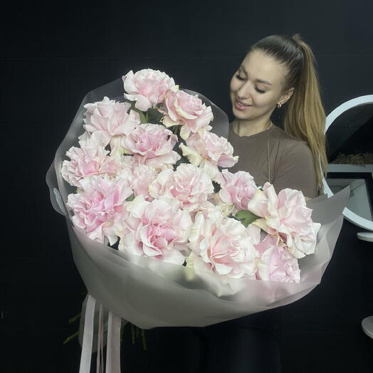 Букет «Леди» из 15 французских роз