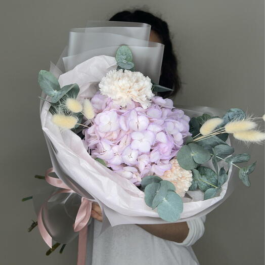 Букет комплимент 💜 с гортензией, диантусами, лагурусом и эвкалиптом
