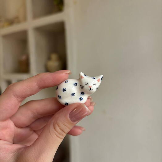 Керамическая брошь Котик