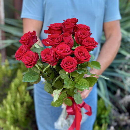 Red roses 15 pieces