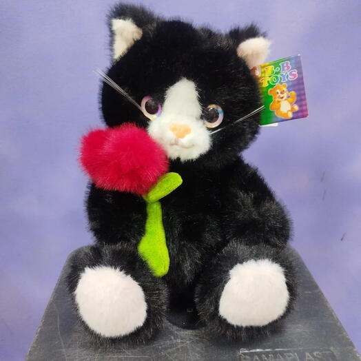 Кот черный мягкий