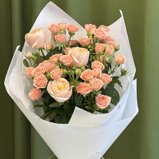Нежный микс кустовой розы и пионовидной 🧡
