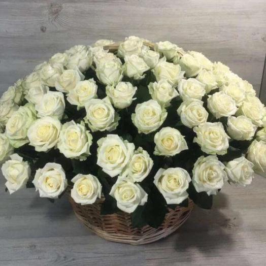 Cesta de 101 rosas blancas