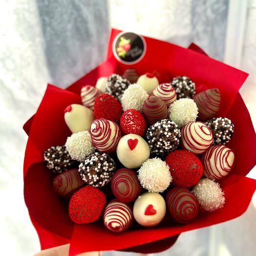 Букет «Love is..»