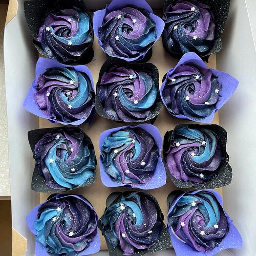 Gran conjunto de cupcakes espaciales