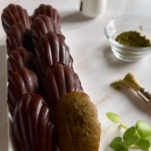 Madeleine Matcha-pastel de menta 5 piezas