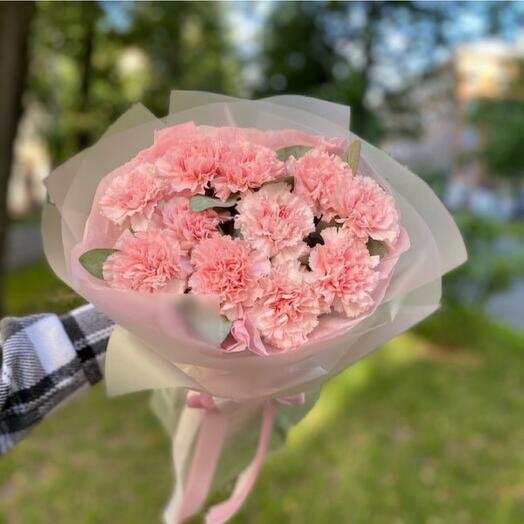 15 Pink Carnation Bouquets