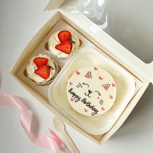 Бенто торт и 2  капкейка с котиком happy birthday