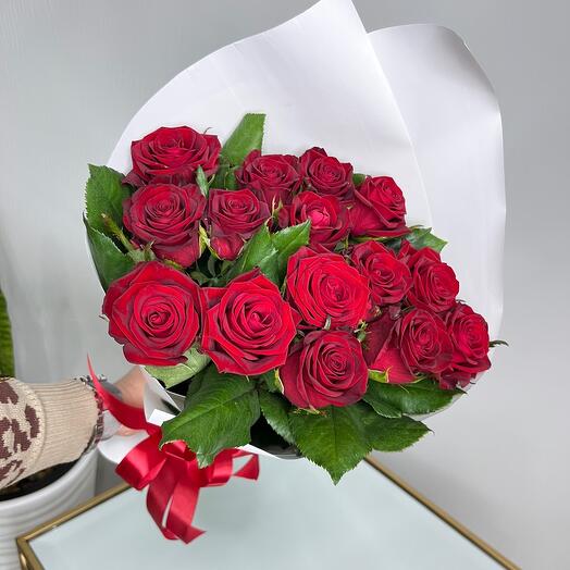 Букет из 15 роз 40см