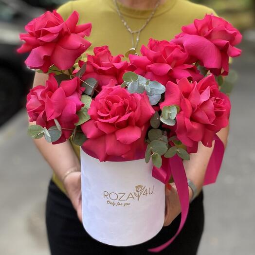 Французские розы в коробке