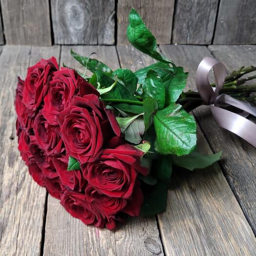 Bouquet of 15 red roses