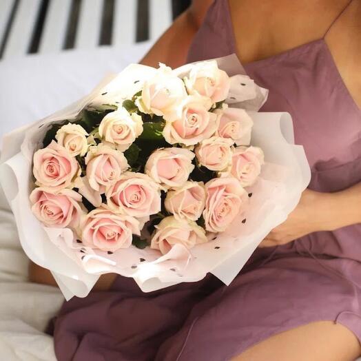 Bouquet of roses "First date"