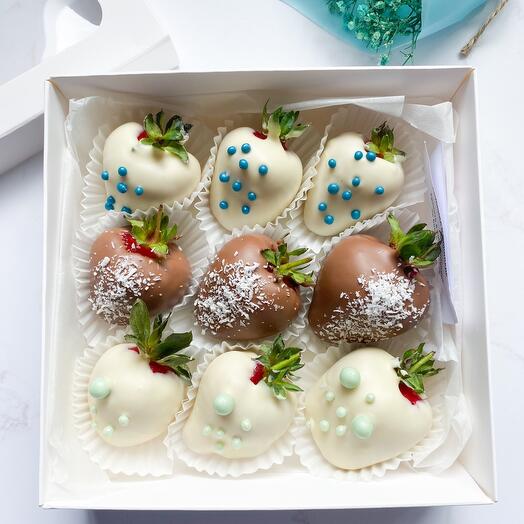 Chocolate-covered strawberries 9 pieces