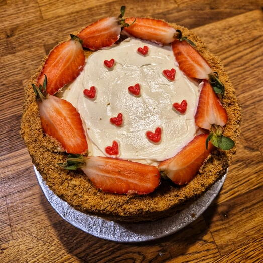 Honey cake with strawberry or raspberry filling