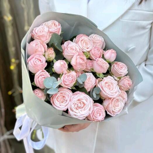 Кустовая роза бомбастик💕