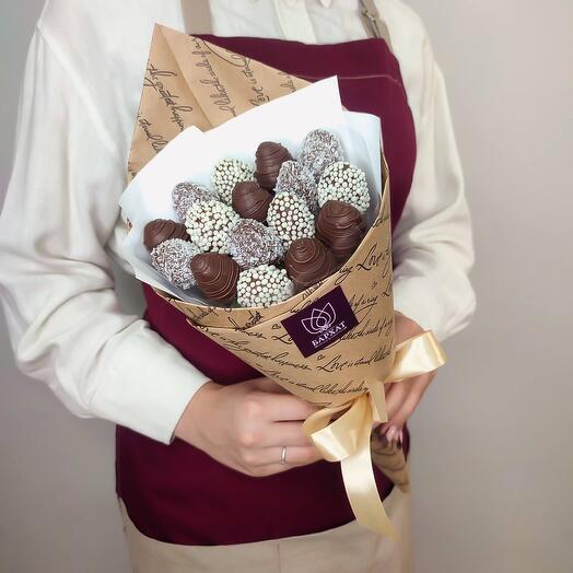 Букет из клубники в шоколаде, съедобный, сладкий букет Маэстро