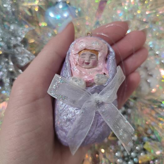Маленькая девочка 💜