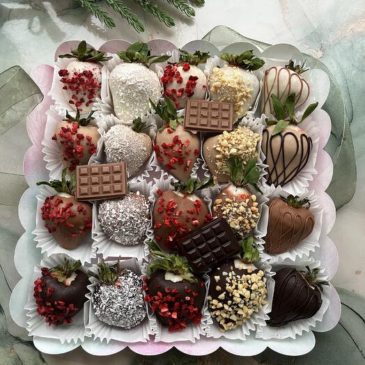 Коробочка L ассорти