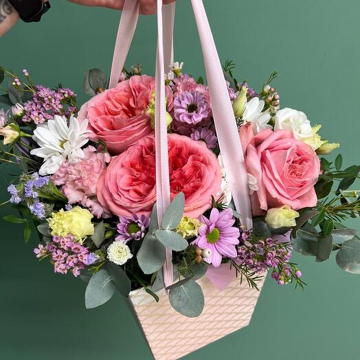 Цветы в коробке