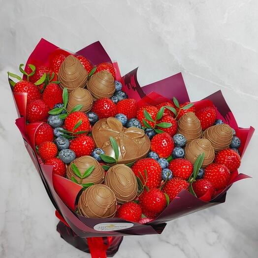 Ягодный букет "Сердце"