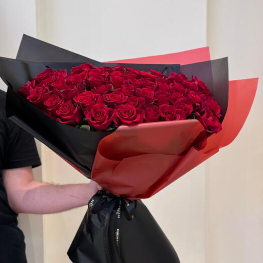 Red Rose flower bouquet with Black and red wrap