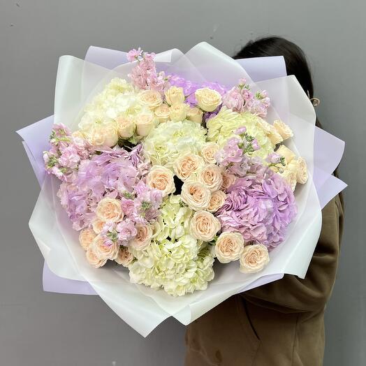 Большой Авторский букет Из Кустовых Роз София,Гортензий и Маттиолы 💜