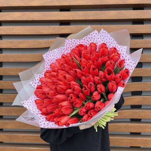 Тюльпаны красные 101 штука
