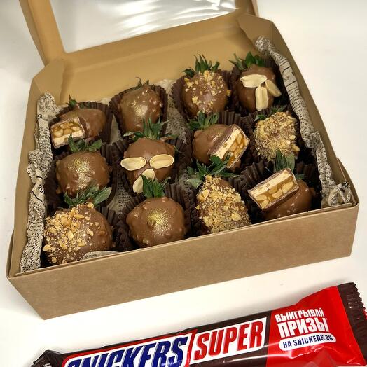 Клубника в шоколаде « SNICKERS» 12шт