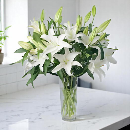 Casablanca Serenity – 10 White Lilies in Glass Vase