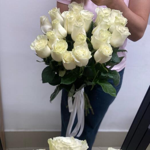Букет из белых роз