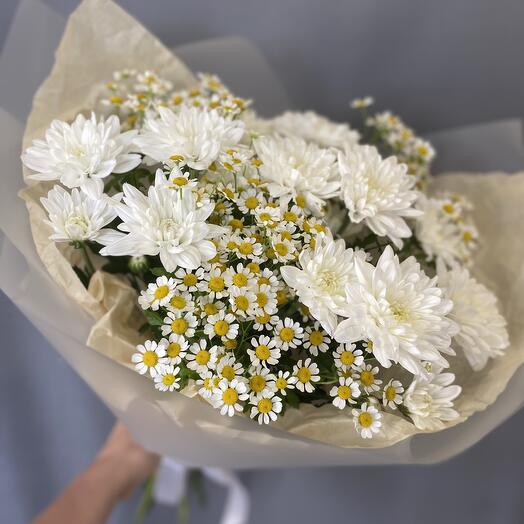 Букет с хризантемой и танацетумом🌷