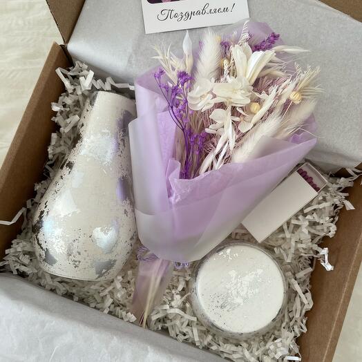 Подарок на свадьбу : ваза,свеча серебро, букет сиреневый
