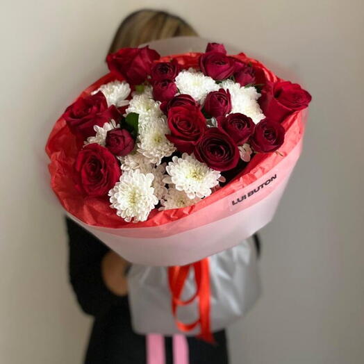 Букет "В красных оттенках"