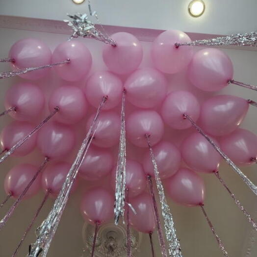 Гелиевые шары под потолок розовые с серебряным дождиком. Шары шарики