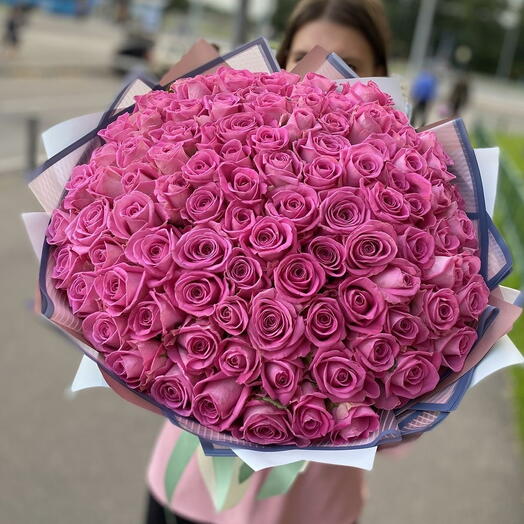 Букет из 101 розовой розы