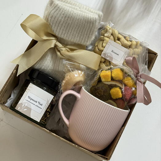 Подарочный набор женский «Весеннее Настроение» с чаем и кружкой