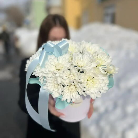 Композиция из кустовой хризантемы