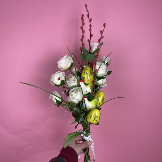 Пасхальный авторский букет из искусственных цветов