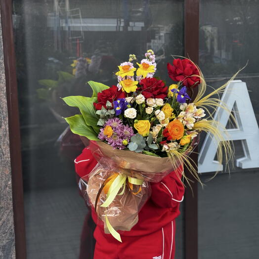 Авторский букет «Огненный шар»