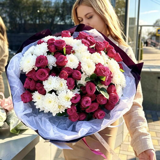 Пионовидная Роза + хризантема