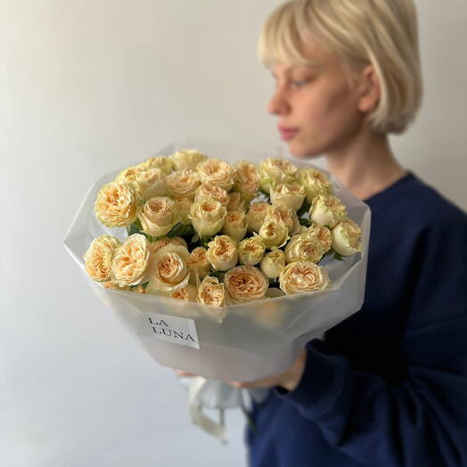 Монобукет из 9 кустовых роз Summer rose