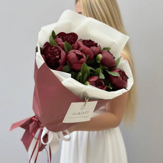 Пионы Red Charm