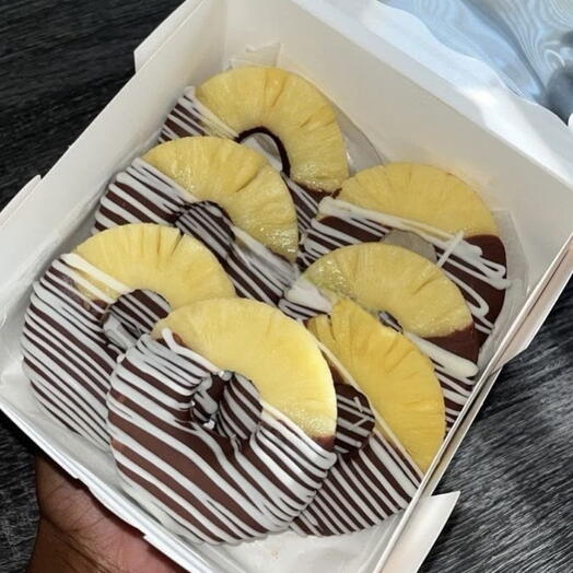 Ананасы в шоколаде
