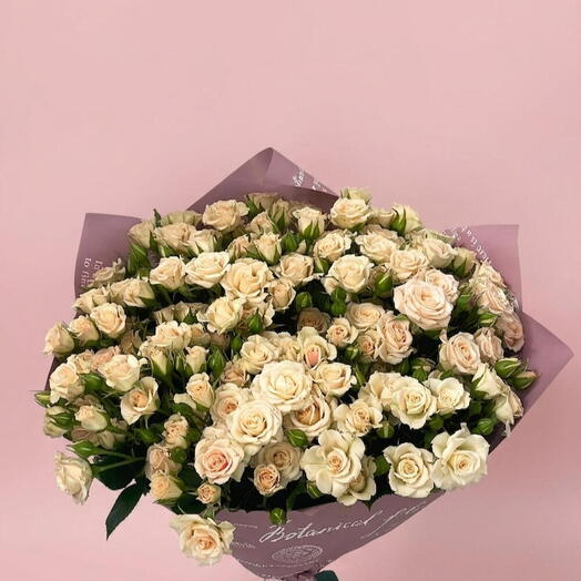 Букет "Нежность белой розы мини 31/40" (Rosa bianca tenerezza) из 31 кустовой розы белого цвета